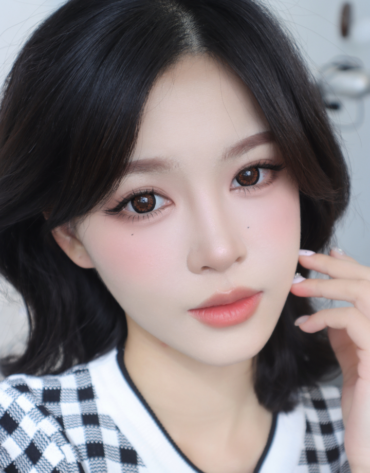 DELUXE Jade Hazel - Image 2