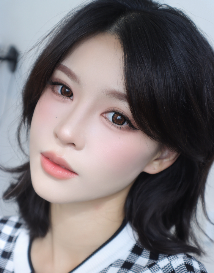 DELUXE Jade Hazel - Image 4